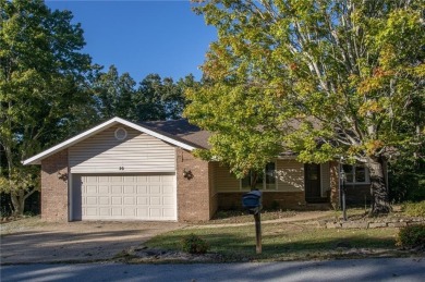 Fantastic location--a half a mile to Scottsdale Golf Course and on Bella Vista Country Club - Scottsdale in Arkansas - for sale on GolfHomes.com, golf home, golf lot