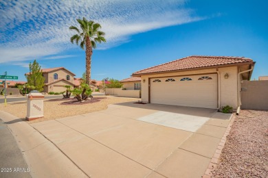 Beautiful Macaya floor plan on a spacious corner lot with room on Cottonwood Country Club in Arizona - for sale on GolfHomes.com, golf home, golf lot