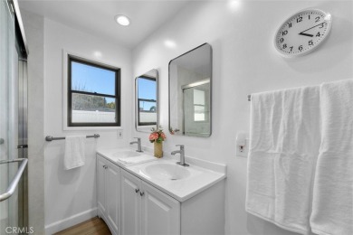 Turnkey single-level 3-bedroom, 2-bathroom home located in the on Sea Aire Park Golf Course in California - for sale on GolfHomes.com, golf home, golf lot