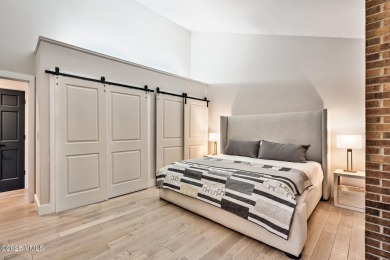 Beautifully remodeled 3 Bedroom, 3 Bath plus dedicated office on Eagle Vail Golf Course in Colorado - for sale on GolfHomes.com, golf home, golf lot