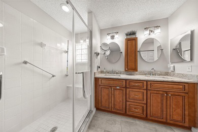 Beautifully updated home in On Top of the World with a flex on On Top of the World Golf Course in Florida - for sale on GolfHomes.com, golf home, golf lot