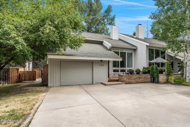 Beautifully remodeled 3 Bedroom, 3 Bath plus dedicated office on Eagle Vail Golf Course in Colorado - for sale on GolfHomes.com, golf home, golf lot