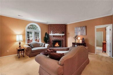 End-unit townhome overlooking the Kempsville Greens Golf Course on Kempsville Greens Municipal Golf Course in Virginia - for sale on GolfHomes.com, golf home, golf lot