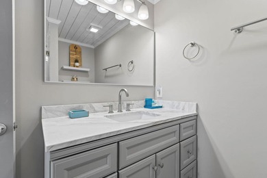 Darling two bedroom/two bath cottage with loft Beautifully and on The Seabrook Island Club in South Carolina - for sale on GolfHomes.com, golf home, golf lot