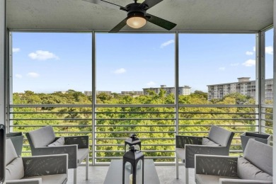 Stunning 3 bedroom, 2.5 bath F model condo in desirable building on Palm-Aire Country Club and Resort - Palms in Florida - for sale on GolfHomes.com, golf home, golf lot
