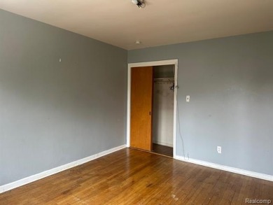 Charming 2-Bedroom Condominium in the perfect location. This on Detroit Golf Club  in Michigan - for sale on GolfHomes.com, golf home, golf lot