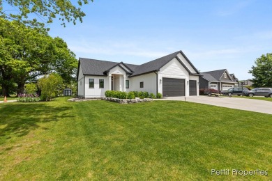OPEN HOUSE Saturday 11-1pm 
You'll fall in love with this on Gleneagle Golf Club in Michigan - for sale on GolfHomes.com, golf home, golf lot
