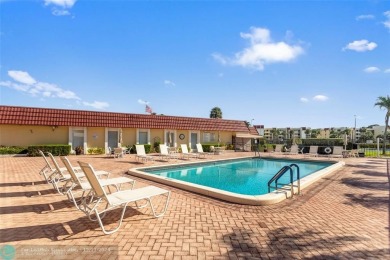 NO SPECIAL ASSESSMENTS + HURRICANE PROTECTION, Washer/Dryer on Boca Dunes Golf and Country Club in Florida - for sale on GolfHomes.com, golf home, golf lot