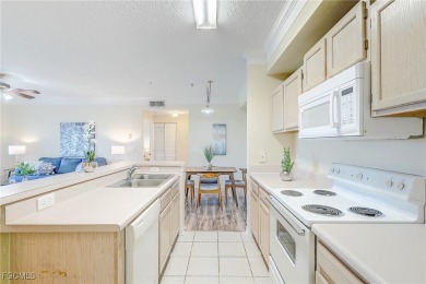 Spacious SECOND FLOOR with GOLf VIEW 2/2 floor plan with private on Gateway Golf and Country Club in Florida - for sale on GolfHomes.com, golf home, golf lot