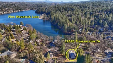 Quaint Cabin with LAKE VIEWS in the desirable Pine Mountain Lake on Pine Mountain Lake Country Club in California - for sale on GolfHomes.com, golf home, golf lot