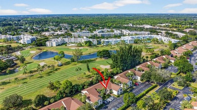 Beautiful and truly move-in ready 3BR/2BA condo in Park Pointe! on Forest Oaks Golf Club in Florida - for sale on GolfHomes.com, golf home, golf lot