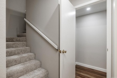 This one is definitely a keeper!  New heat pump and air handler on DeSoto Golf Course in Arkansas - for sale on GolfHomes.com, golf home, golf lot