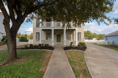 Beautifully updated 3-bedroom, 2.5-bathroom home located in the on Plum Creek Golf Club in Texas - for sale on GolfHomes.com, golf home, golf lot