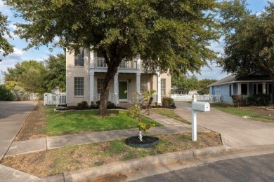 Beautifully updated 3-bedroom, 2.5-bathroom home located in the on Plum Creek Golf Club in Texas - for sale on GolfHomes.com, golf home, golf lot