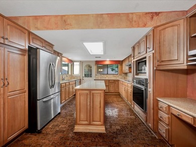 Beautiful custom home in prestigious Crown Colony Subdivision on Crown Colony Country Club in Texas - for sale on GolfHomes.com, golf home, golf lot