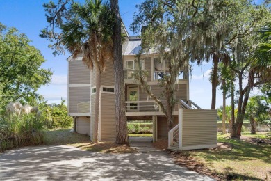 All about the view!  Located on Ocean Winds 16th.  Panoramic 180 on The Seabrook Island Club in South Carolina - for sale on GolfHomes.com, golf home, golf lot