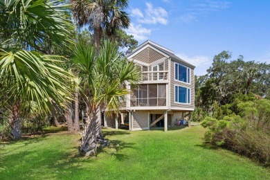 All about the view!  Located on Ocean Winds 16th.  Panoramic 180 on The Seabrook Island Club in South Carolina - for sale on GolfHomes.com, golf home, golf lot