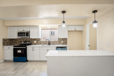 Come check out this spectacular Casa in the upscale Rolling on  in Arizona - for sale on GolfHomes.com, golf home, golf lot