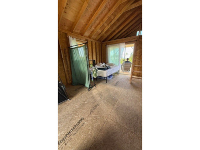 TINY HOUSE ON 20,000 SF LEVEL LOT, OCEAN VIEWS, NEAR GOLF COURSE on Discovery Harbour Golf Course in Hawaii - for sale on GolfHomes.com, golf home, golf lot