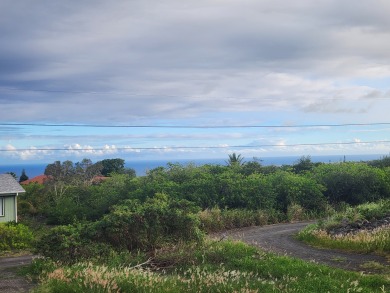 TINY HOUSE ON 20,000 SF LEVEL LOT, OCEAN VIEWS, NEAR GOLF COURSE on Discovery Harbour Golf Course in Hawaii - for sale on GolfHomes.com, golf home, golf lot