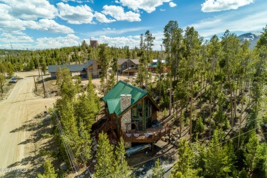 This classic Columbine Lake mountain home is a 4BR/ 4BA with on Grand Lake Golf Course in Colorado - for sale on GolfHomes.com, golf home, golf lot