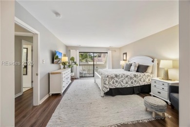 This beautifully updated Fazio Villa offers 3 bedrooms and 3 on Palmetto Dunes Golf Course and Resort in South Carolina - for sale on GolfHomes.com, golf home, golf lot