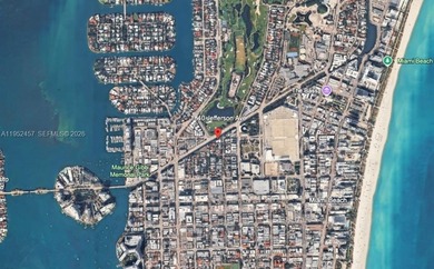 Hidden gem alert! Welcome to this spacious 2-bed, 2-bath on Miami Beach Golf Club in Florida - for sale on GolfHomes.com, golf home, golf lot