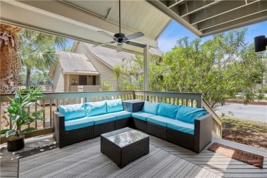 This beautifully updated Fazio Villa offers 3 bedrooms and 3 on Palmetto Dunes Golf Course and Resort in South Carolina - for sale on GolfHomes.com, golf home, golf lot