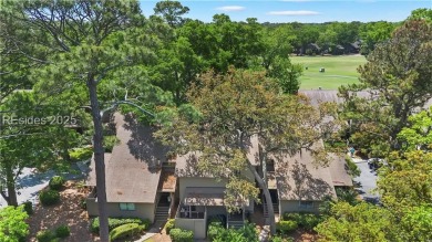 This beautifully updated Fazio Villa offers 3 bedrooms and 3 on Palmetto Dunes Golf Course and Resort in South Carolina - for sale on GolfHomes.com, golf home, golf lot