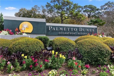 This beautifully updated Fazio Villa offers 3 bedrooms and 3 on Palmetto Dunes Golf Course and Resort in South Carolina - for sale on GolfHomes.com, golf home, golf lot