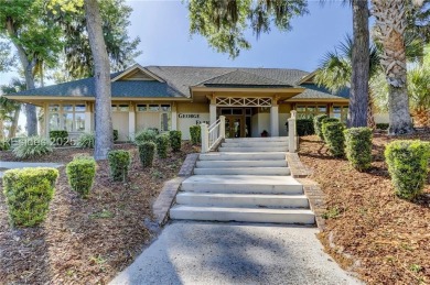 This beautifully updated Fazio Villa offers 3 bedrooms and 3 on Palmetto Dunes Golf Course and Resort in South Carolina - for sale on GolfHomes.com, golf home, golf lot