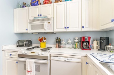 This is a fully-furnished, end-unit, and elevator-access on Myrtlewood Golf Course and Club  in South Carolina - for sale on GolfHomes.com, golf home, golf lot
