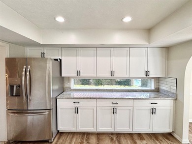 PRICED TO SELL!!! Perfectly positioned at the foot of a cul de on St. Lucie Trail Golf Club in Florida - for sale on GolfHomes.com, golf home, golf lot