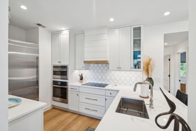 Welcome to this stunning 3 bedroom, 3 bathroom condo with large on Kiawah Island Resort - Cougar Point in South Carolina - for sale on GolfHomes.com, golf home, golf lot