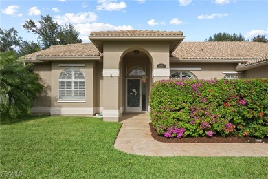Looking for an updated, turnkey furnished, 3B home in a gated on Cross Creek Country Club in Florida - for sale on GolfHomes.com, golf home, golf lot