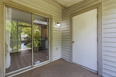 Welcome to this beautifully updated two-bedroom on Innisbrook Resort and Golf Club in Florida - for sale on GolfHomes.com, golf home, golf lot