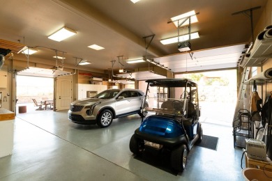 Welcome to this stunning single-level home in the gated Entrada on Entrada at Snow Canyon in Utah - for sale on GolfHomes.com, golf home, golf lot