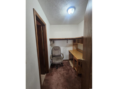 Here's your chance to own a true gem in one of the most on Beachwood Golf Club in South Carolina - for sale on GolfHomes.com, golf home, golf lot