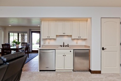 Beautiful custom Ranch style home with walkout lower level. 4198 on The Golf Club At Redlands Mesa in Colorado - for sale on GolfHomes.com, golf home, golf lot