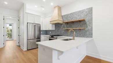 PRICE REDUCED, BUILDER CLOSEOUT! Gorgeous new construction home on  in Florida - for sale on GolfHomes.com, golf home, golf lot