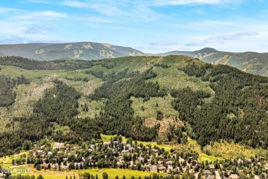 Nicely updated and turn-key, this private residence features 5 on Eagle Vail Golf Course in Colorado - for sale on GolfHomes.com, golf home, golf lot