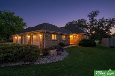 Dawn Grimshaw, M: , dgrimshaw,   - Beautiful condo in the gated on Oak Hills Country Club in Nebraska - for sale on GolfHomes.com, golf home, golf lot