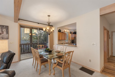 This 2 bedroom, 2 bath condo in Chestnut Cove at Highlands Falls on Highlands Falls Country Club in North Carolina - for sale on GolfHomes.com, golf home, golf lot