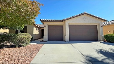 *IMMACULATE* MOVE-IN CONDITION!! LOCATED IN MOUNTAIN FALLS on Mountain Falls Golf Course in Nevada - for sale on GolfHomes.com, golf home, golf lot