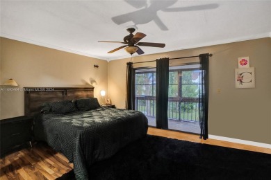 Welcome to your ideal 2 BD | 2.5 BA townhome in the heart of on Inverrary Country Club in Florida - for sale on GolfHomes.com, golf home, golf lot