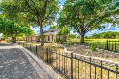 The perfect chic home located right off hole #10 on Bentwood on Bentwood Country Club in Texas - for sale on GolfHomes.com, golf home, golf lot