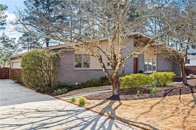Welcome home to this beautifully updated mid-century modern on Heritage Golf Links in Georgia - for sale on GolfHomes.com, golf home, golf lot