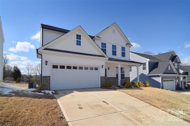 Stunning!  4-bedroom, 2.5-bath home that offers the perfect on Fox Den Country Club in North Carolina - for sale on GolfHomes.com, golf home, golf lot