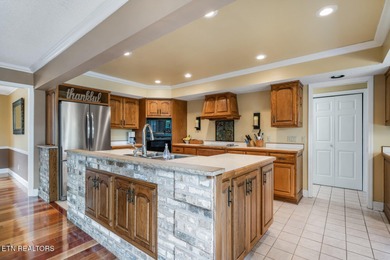 60 Bluff Rd on River Run Golf Club in Tennessee - for sale on GolfHomes.com, golf home, golf lot