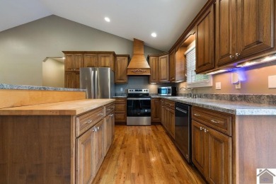 Nestled on a spacious one acre lot just outside the heart of on Sullivans Par Three in Kentucky - for sale on GolfHomes.com, golf home, golf lot